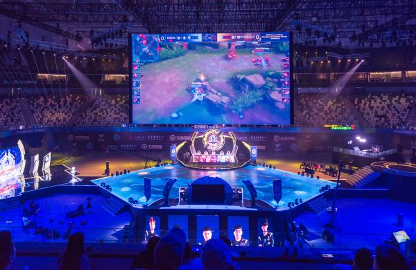 比赛中对特 比赛中对特